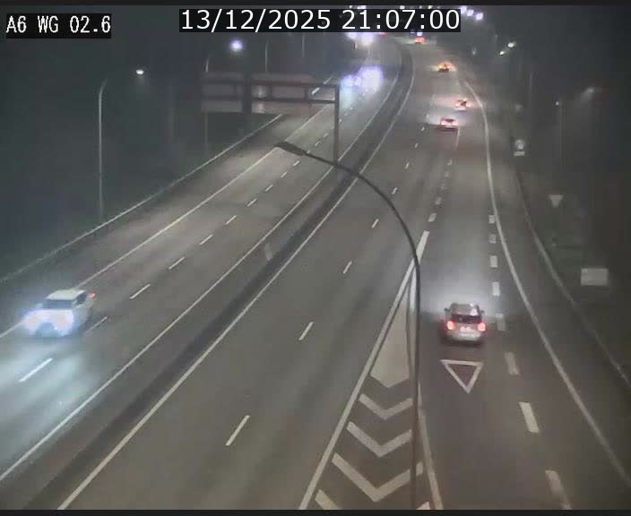 <h2>Traffic live webcam Luxembourg Croix de Cessange - A6 - BK 2.6 - direction France/Allemagne</h2>