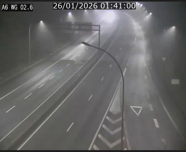 <h2>Traffic live webcam Luxembourg Croix de Cessange - A6 - BK 2.6 - direction France/Allemagne</h2>