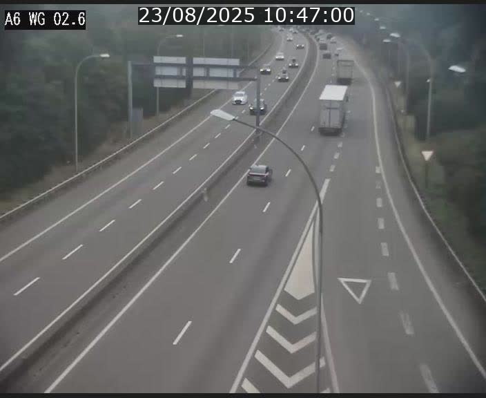 <h2>Traffic live webcam Luxembourg Croix de Cessange - A6 - BK 2.6 - direction France/Allemagne</h2>
