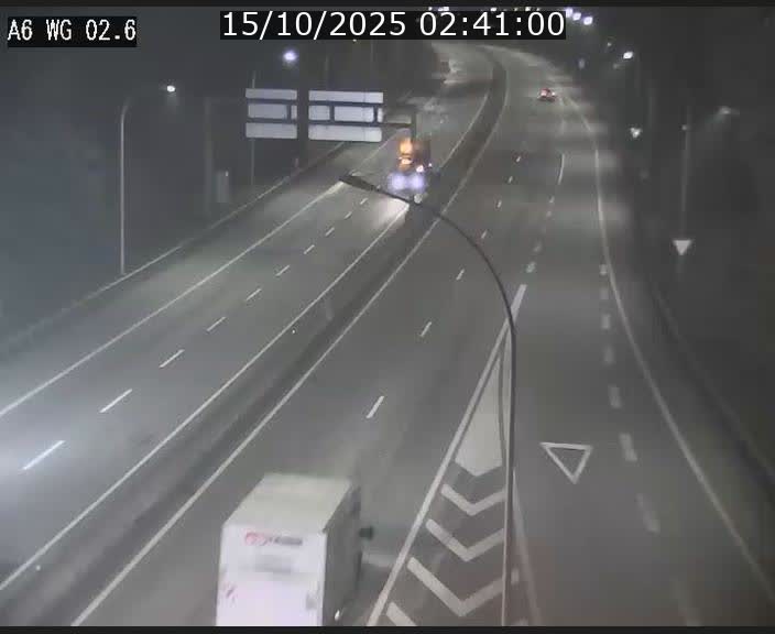 <h2>Traffic live webcam Luxembourg Croix de Cessange - A6 - BK 2.6 - direction France/Allemagne</h2>