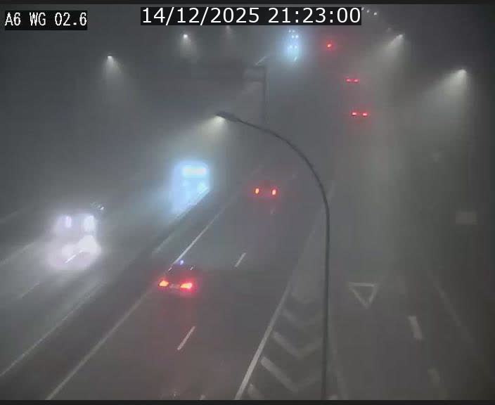 <h2>Traffic live webcam Luxembourg Croix de Cessange - A6 - BK 2.6 - direction France/Allemagne</h2>