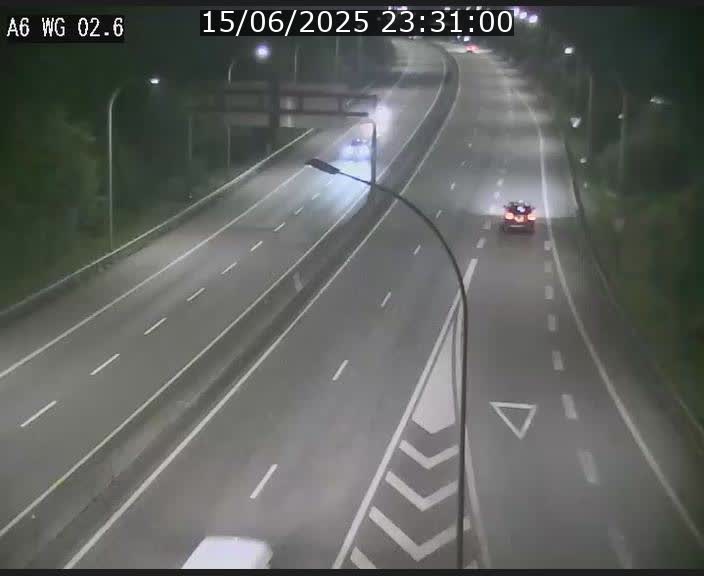 Traffic live webcam Luxembourg Croix de Cessange - A6 - BK 2.6 - direction France/Allemagne