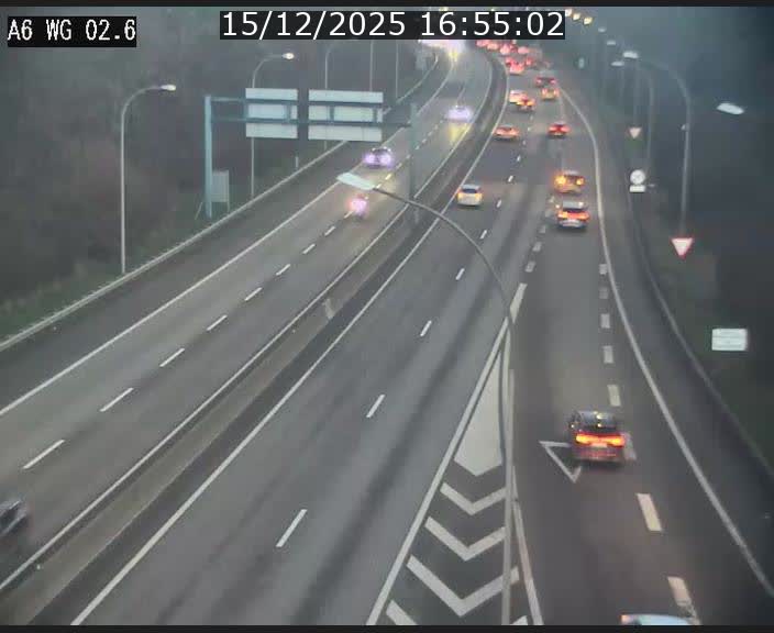 <h2>Traffic live webcam Luxembourg Croix de Cessange - A6 - BK 2.6 - direction France/Allemagne</h2>