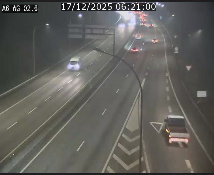 <h2>Traffic live webcam Luxembourg Croix de Cessange - A6 - BK 2.6 - direction France/Allemagne</h2>