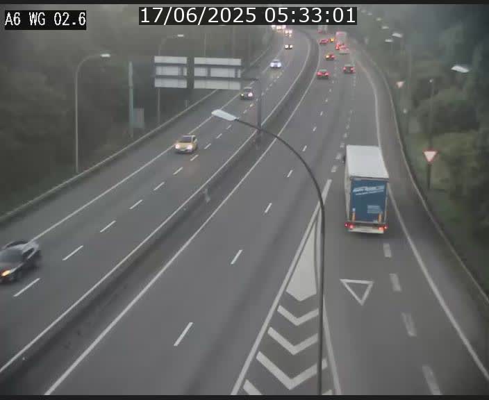 <h2>Traffic live webcam Luxembourg Croix de Cessange - A6 - BK 2.6 - direction France/Allemagne</h2>