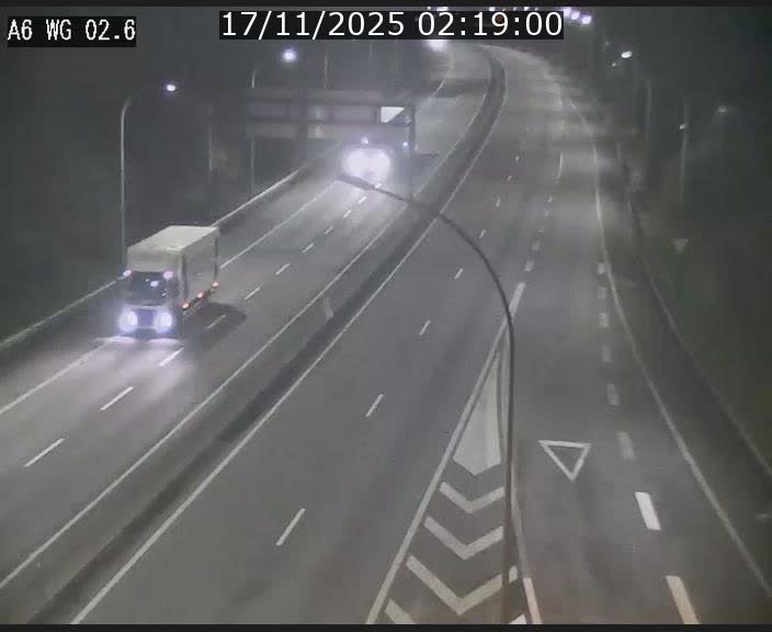Traffic live webcam Luxembourg Croix de Cessange - A6 - BK 2.6 - direction France/Allemagne