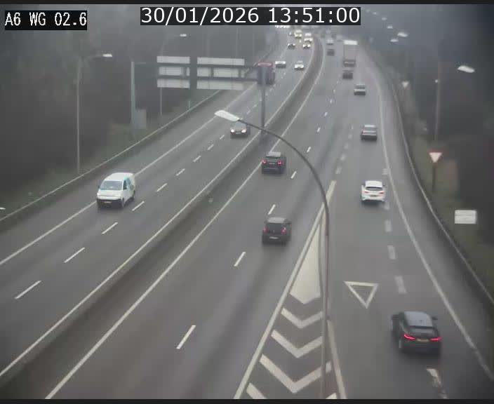 Traffic live webcam Luxembourg Croix de Cessange - A6 - BK 2.6 - direction France/Allemagne