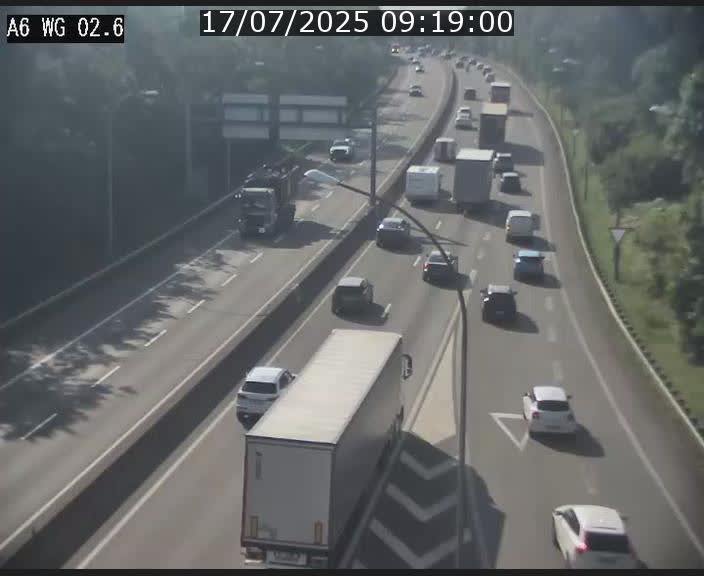 Traffic live webcam Luxembourg Croix de Cessange - A6 - BK 2.6 - direction France/Allemagne