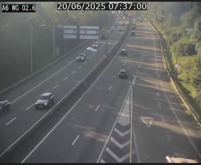 <h2>Traffic live webcam Luxembourg Croix de Cessange - A6 - BK 2.6 - direction France/Allemagne</h2>