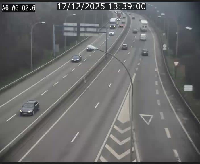 <h2>Traffic live webcam Luxembourg Croix de Cessange - A6 - BK 2.6 - direction France/Allemagne</h2>
