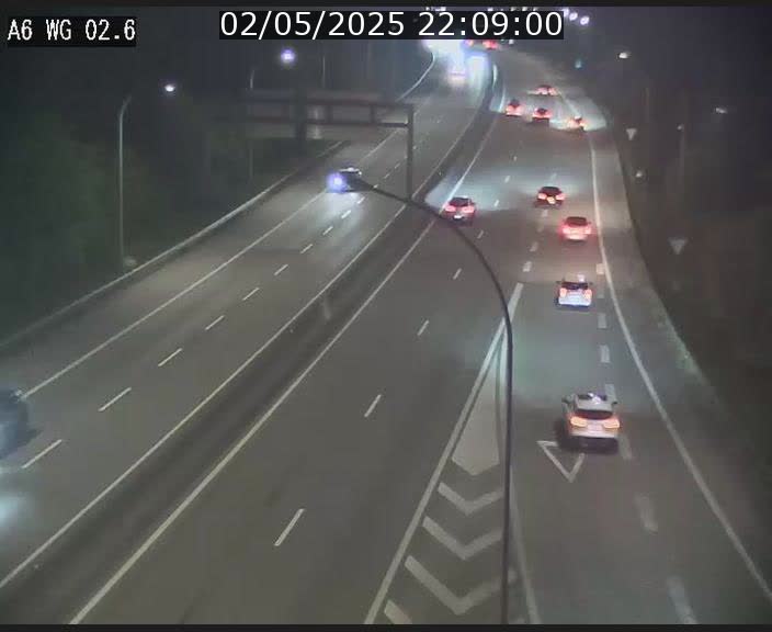 Traffic live webcam Luxembourg Croix de Cessange - A6 - BK 2.6 - direction France/Allemagne