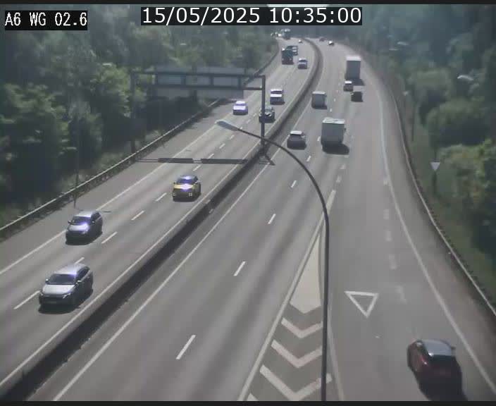 Traffic live webcam Luxembourg Croix de Cessange - A6 - BK 2.6 - direction France/Allemagne