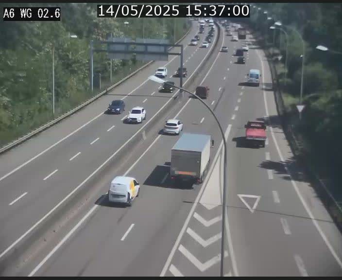 Traffic live webcam Luxembourg Croix de Cessange - A6 - BK 2.6 - direction France/Allemagne
