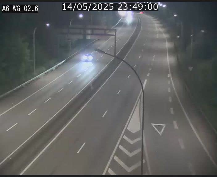 Traffic live webcam Luxembourg Croix de Cessange - A6 - BK 2.6 - direction France/Allemagne