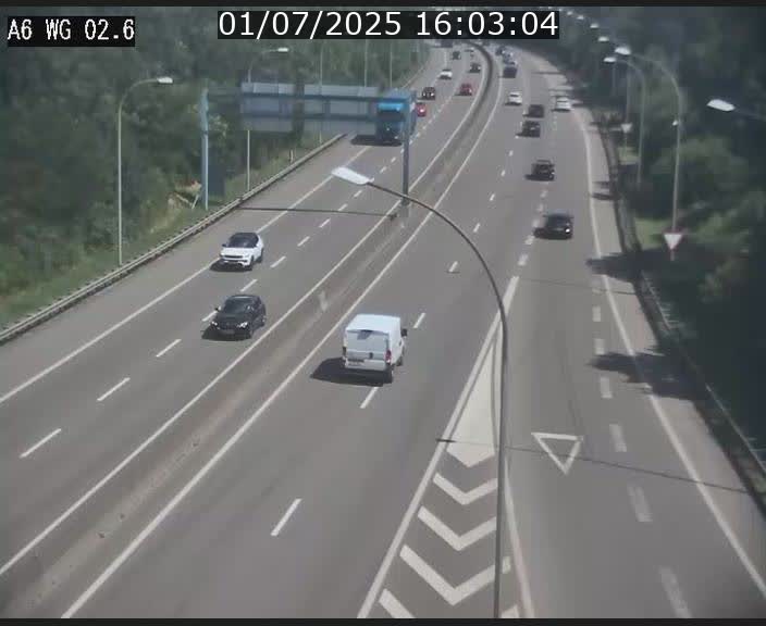 Traffic live webcam Luxembourg Croix de Cessange - A6 - BK 2.6 - direction France/Allemagne