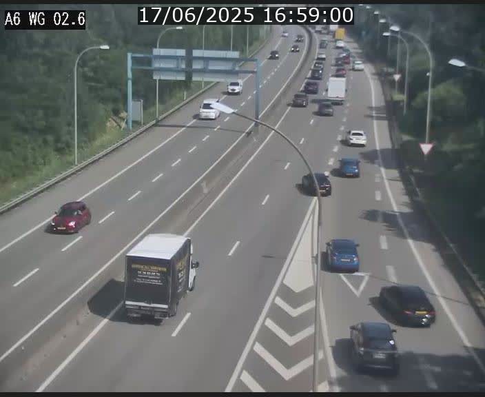 Traffic live webcam Luxembourg Croix de Cessange - A6 - BK 2.6 - direction France/Allemagne