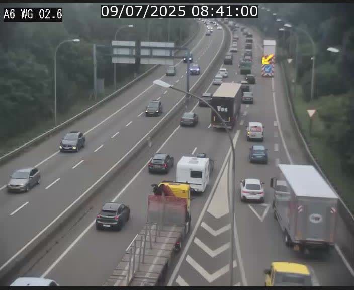 Traffic live webcam Luxembourg Croix de Cessange - A6 - BK 2.6 - direction France/Allemagne