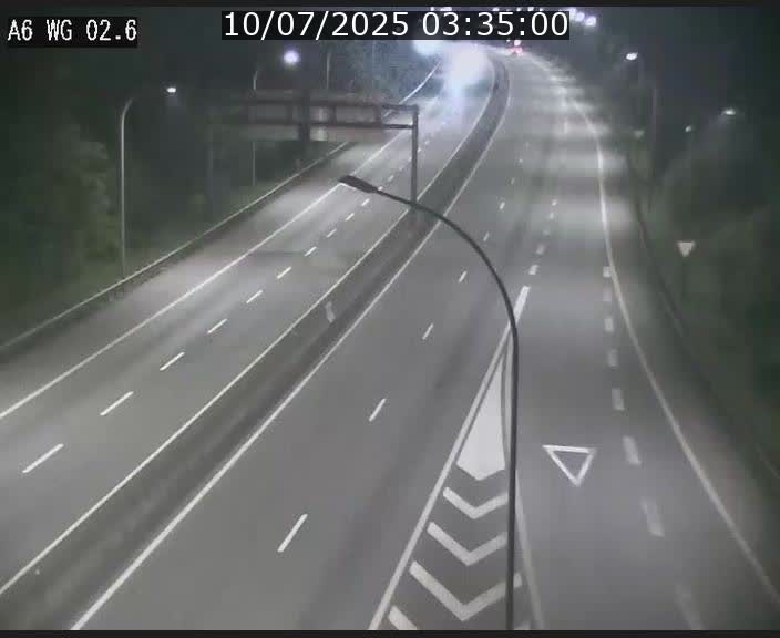 Traffic live webcam Luxembourg Croix de Cessange - A6 - BK 2.6 - direction France/Allemagne