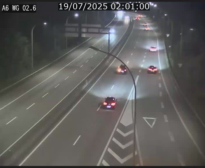 Traffic live webcam Luxembourg Croix de Cessange - A6 - BK 2.6 - direction France/Allemagne