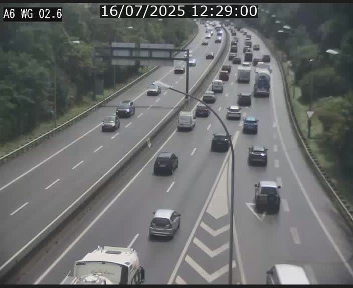 Traffic live webcam Luxembourg Croix de Cessange - A6 - BK 2.6 - direction France/Allemagne