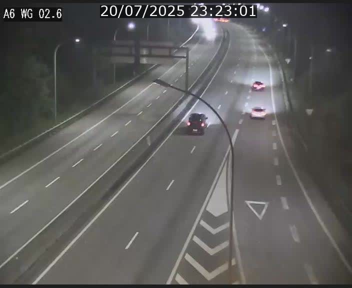 Traffic live webcam Luxembourg Croix de Cessange - A6 - BK 2.6 - direction France/Allemagne
