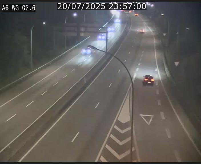 Traffic live webcam Luxembourg Croix de Cessange - A6 - BK 2.6 - direction France/Allemagne