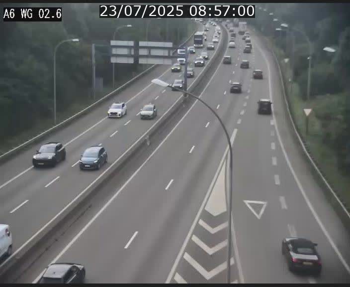 Traffic live webcam Luxembourg Croix de Cessange - A6 - BK 2.6 - direction France/Allemagne