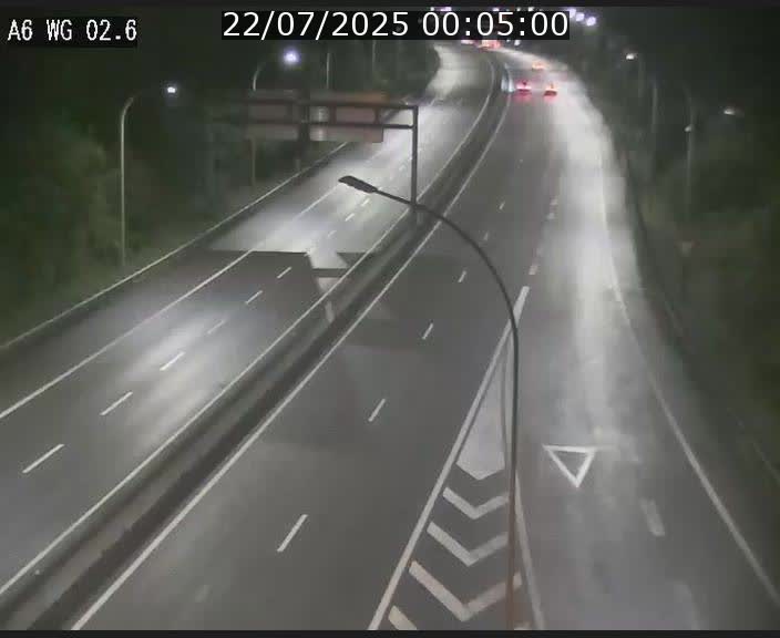Traffic live webcam Luxembourg Croix de Cessange - A6 - BK 2.6 - direction France/Allemagne
