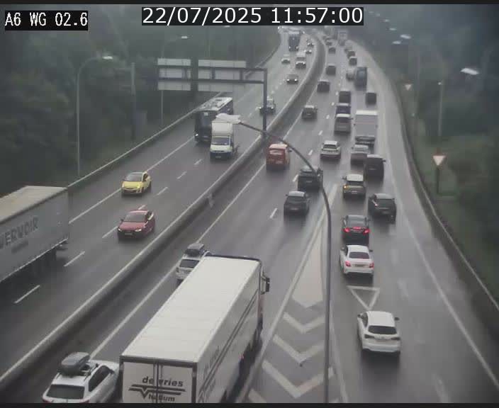 Traffic live webcam Luxembourg Croix de Cessange - A6 - BK 2.6 - direction France/Allemagne