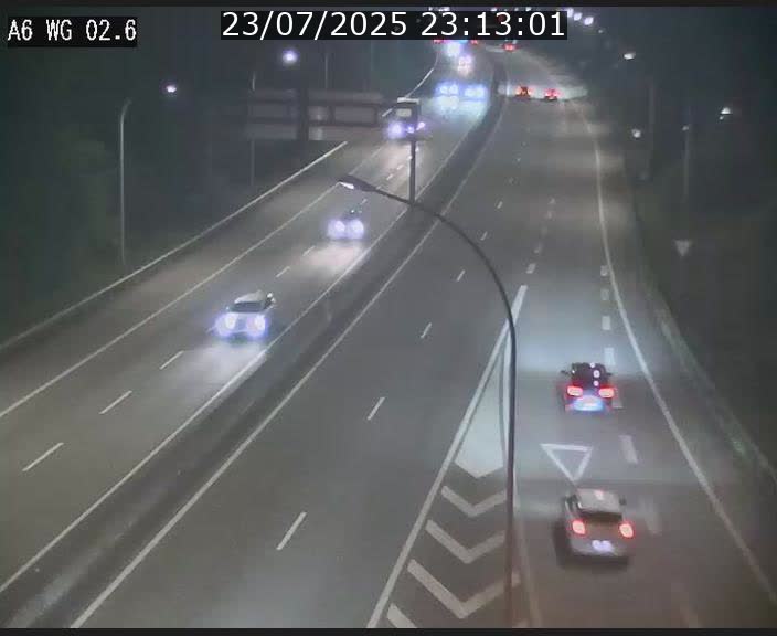 Traffic live webcam Luxembourg Croix de Cessange - A6 - BK 2.6 - direction France/Allemagne
