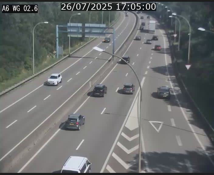 Traffic live webcam Luxembourg Croix de Cessange - A6 - BK 2.6 - direction France/Allemagne