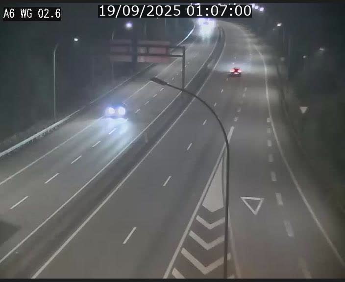 Traffic live webcam Luxembourg Croix de Cessange - A6 - BK 2.6 - direction France/Allemagne