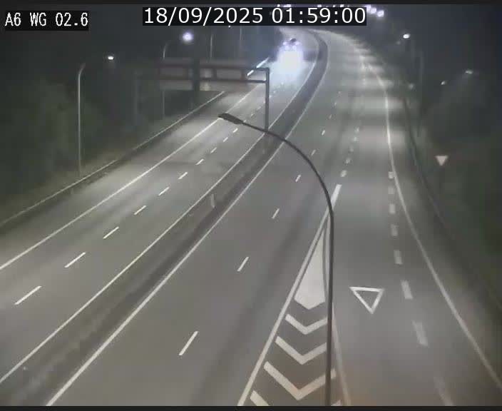 Traffic live webcam Luxembourg Croix de Cessange - A6 - BK 2.6 - direction France/Allemagne