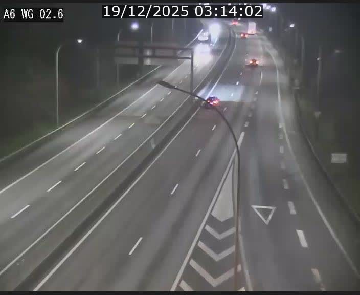 <h2>Traffic live webcam Luxembourg Croix de Cessange - A6 - BK 2.6 - direction France/Allemagne</h2>