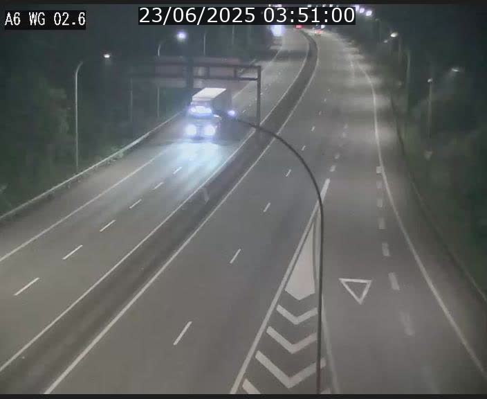 <h2>Traffic live webcam Luxembourg Croix de Cessange - A6 - BK 2.6 - direction France/Allemagne</h2>