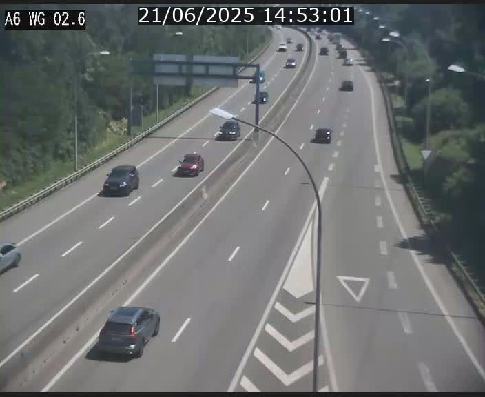 <h2>Traffic live webcam Luxembourg Croix de Cessange - A6 - BK 2.6 - direction France/Allemagne</h2>