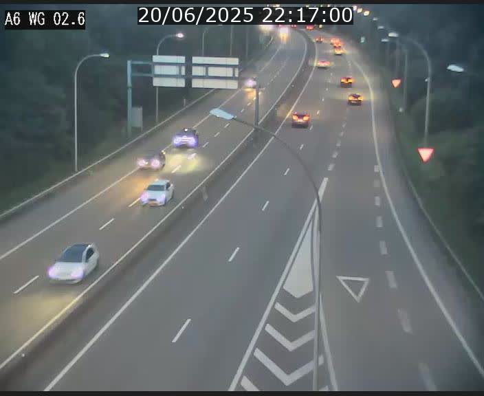 <h2>Traffic live webcam Luxembourg Croix de Cessange - A6 - BK 2.6 - direction France/Allemagne</h2>