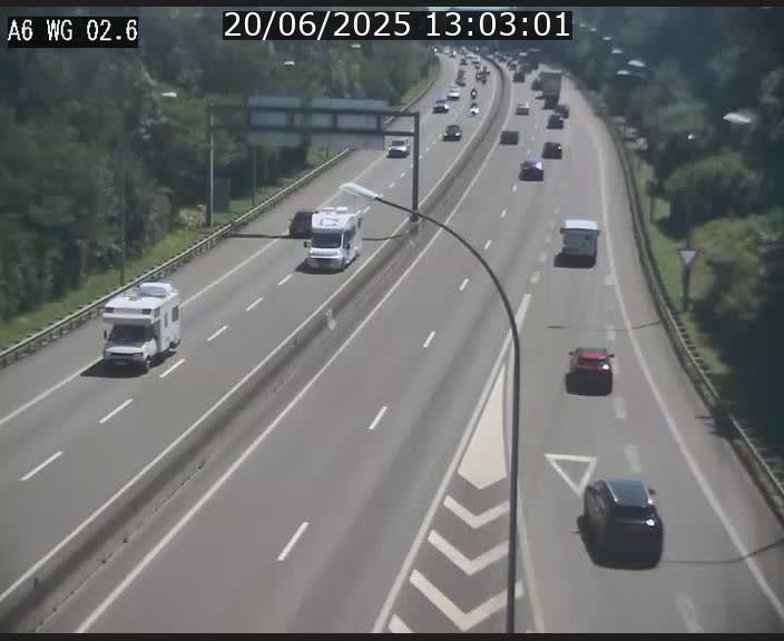 <h2>Traffic live webcam Luxembourg Croix de Cessange - A6 - BK 2.6 - direction France/Allemagne</h2>