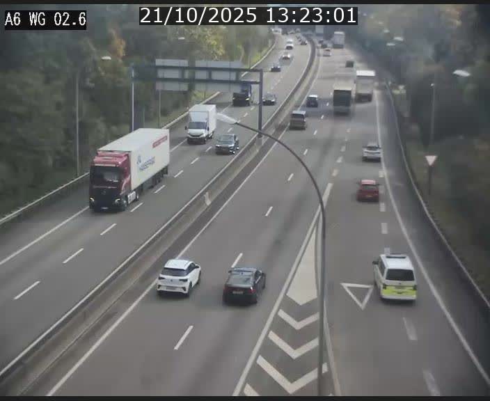 <h2>Traffic live webcam Luxembourg Croix de Cessange - A6 - BK 2.6 - direction France/Allemagne</h2>
