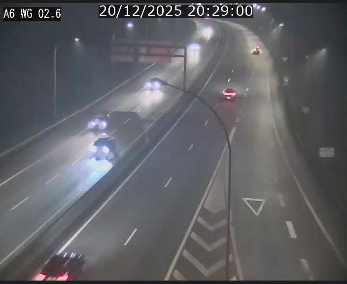 <h2>Traffic live webcam Luxembourg Croix de Cessange - A6 - BK 2.6 - direction France/Allemagne</h2>