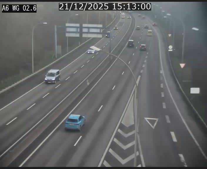 <h2>Traffic live webcam Luxembourg Croix de Cessange - A6 - BK 2.6 - direction France/Allemagne</h2>
