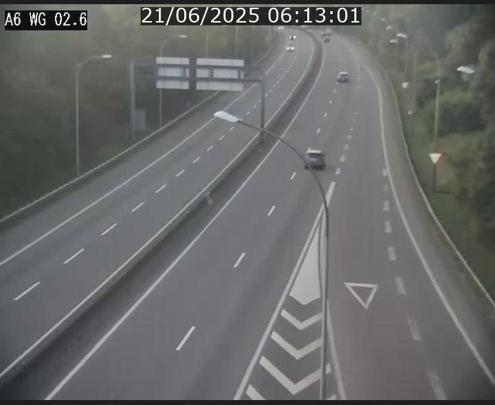 <h2>Traffic live webcam Luxembourg Croix de Cessange - A6 - BK 2.6 - direction France/Allemagne</h2>