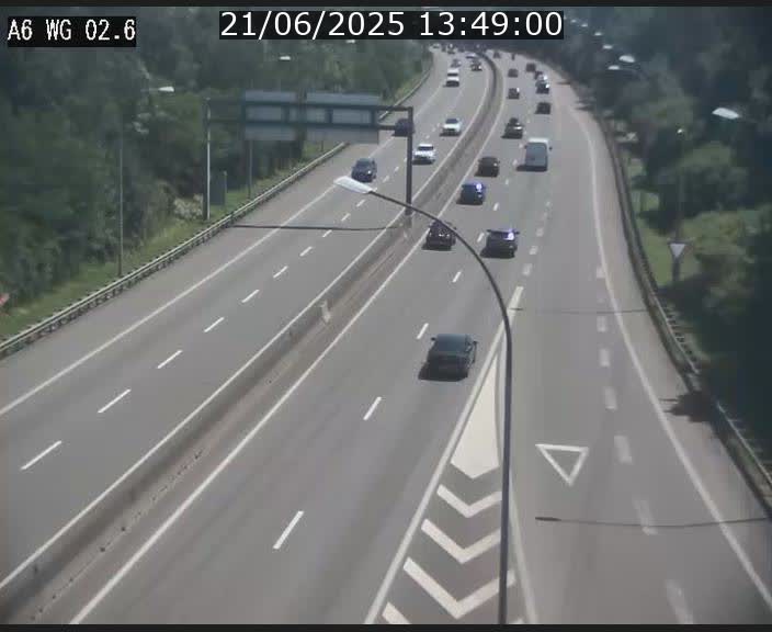<h2>Traffic live webcam Luxembourg Croix de Cessange - A6 - BK 2.6 - direction France/Allemagne</h2>