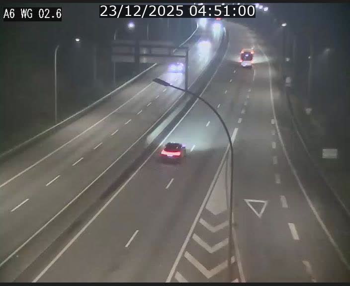 <h2>Traffic live webcam Luxembourg Croix de Cessange - A6 - BK 2.6 - direction France/Allemagne</h2>