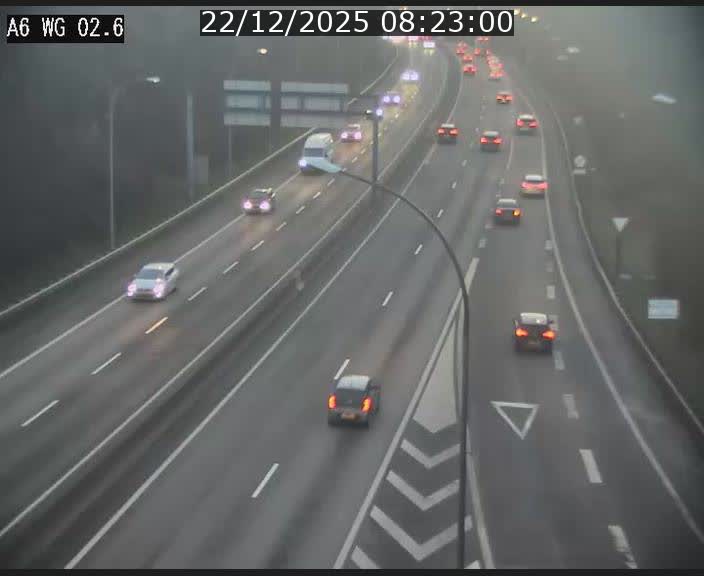 <h2>Traffic live webcam Luxembourg Croix de Cessange - A6 - BK 2.6 - direction France/Allemagne</h2>