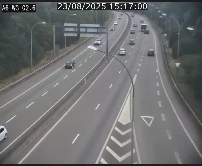 <h2>Traffic live webcam Luxembourg Croix de Cessange - A6 - BK 2.6 - direction France/Allemagne</h2>