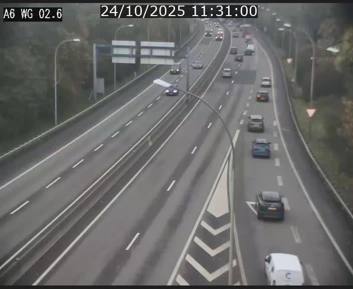 <h2>Traffic live webcam Luxembourg Croix de Cessange - A6 - BK 2.6 - direction France/Allemagne</h2>