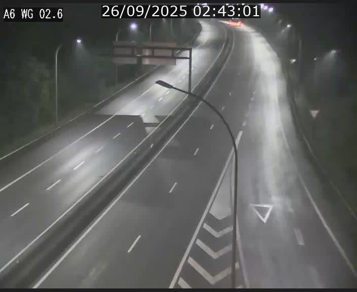 <h2>Traffic live webcam Luxembourg Croix de Cessange - A6 - BK 2.6 - direction France/Allemagne</h2>