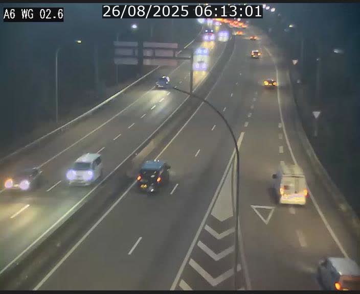 <h2>Traffic live webcam Luxembourg Croix de Cessange - A6 - BK 2.6 - direction France/Allemagne</h2>