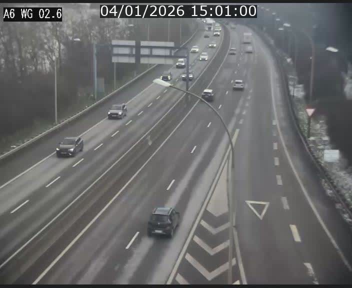 <h2>Traffic live webcam Luxembourg Croix de Cessange - A6 - BK 2.6 - direction France/Allemagne</h2>